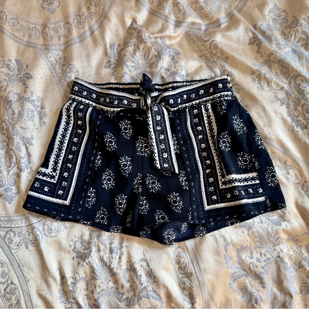 Black Patterned Women's Shorts